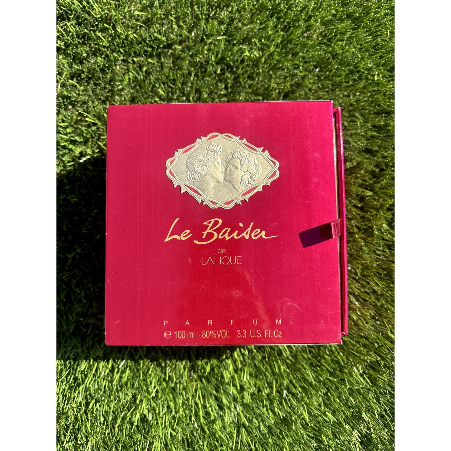 Lalique Ltd. Edition 1999 Perfume Bottle “Le Baiser” 3.3 Oz. MINT & Unopened
