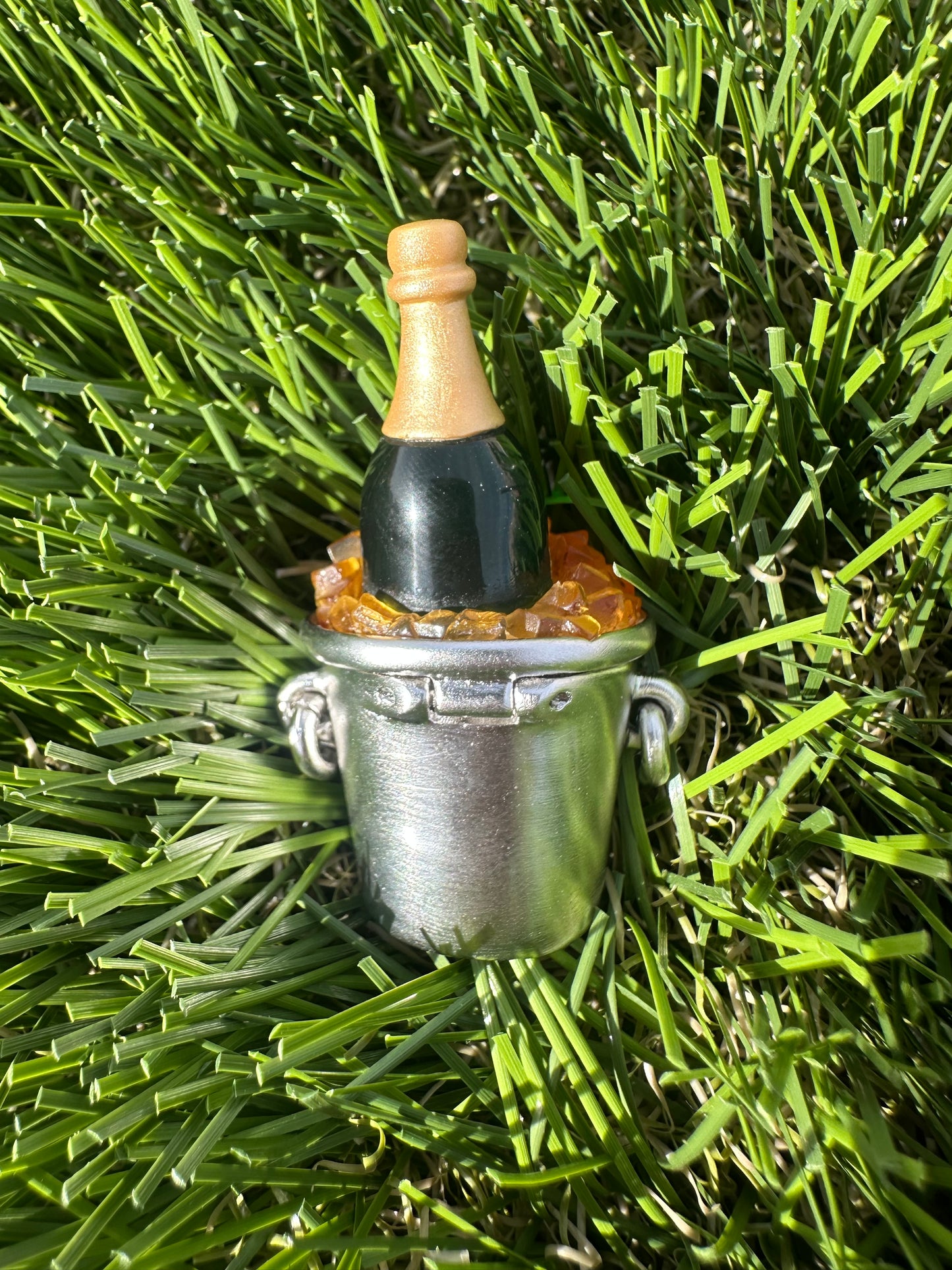 Estée Lauder New Year’s 2000 Champagne Compact perfume Trinket