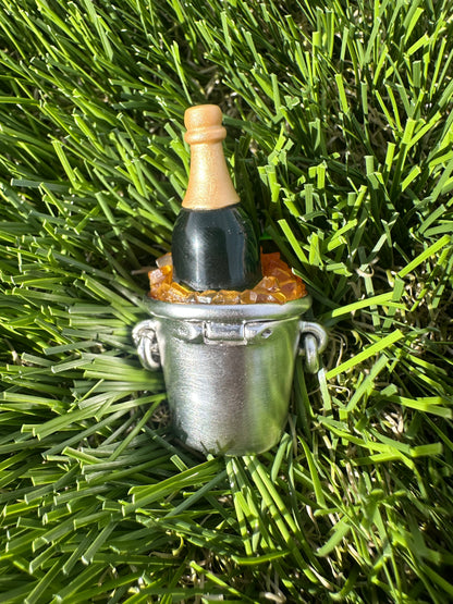 Estée Lauder New Year’s 2000 Champagne Compact perfume Trinket