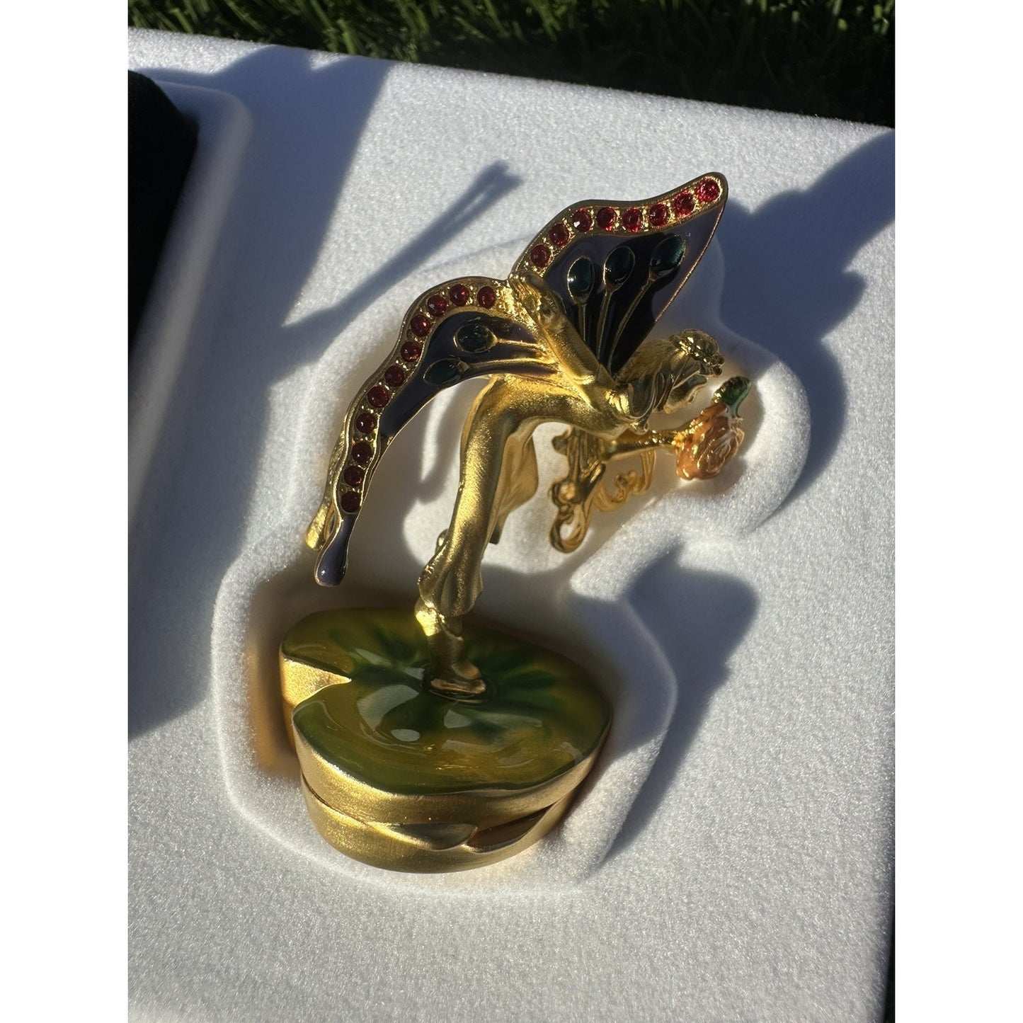 ⭐️Estee Lauder PLEASURES "ENCHANTED FAIRY" Solid Perfume Compact with Pouch⭐️