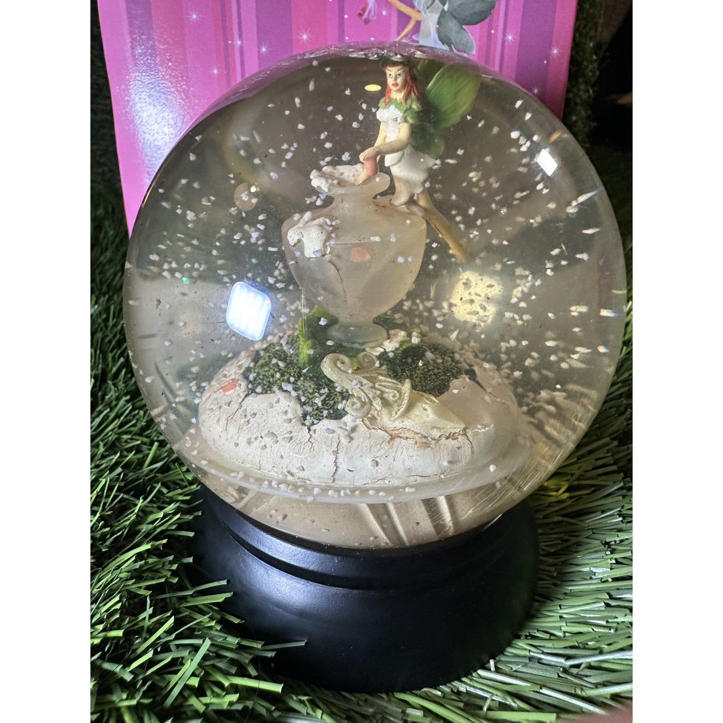 Vintage Nordstrom Exclusive Holiday 2002 Holly Frost Enchanted Beauty Snow Globe