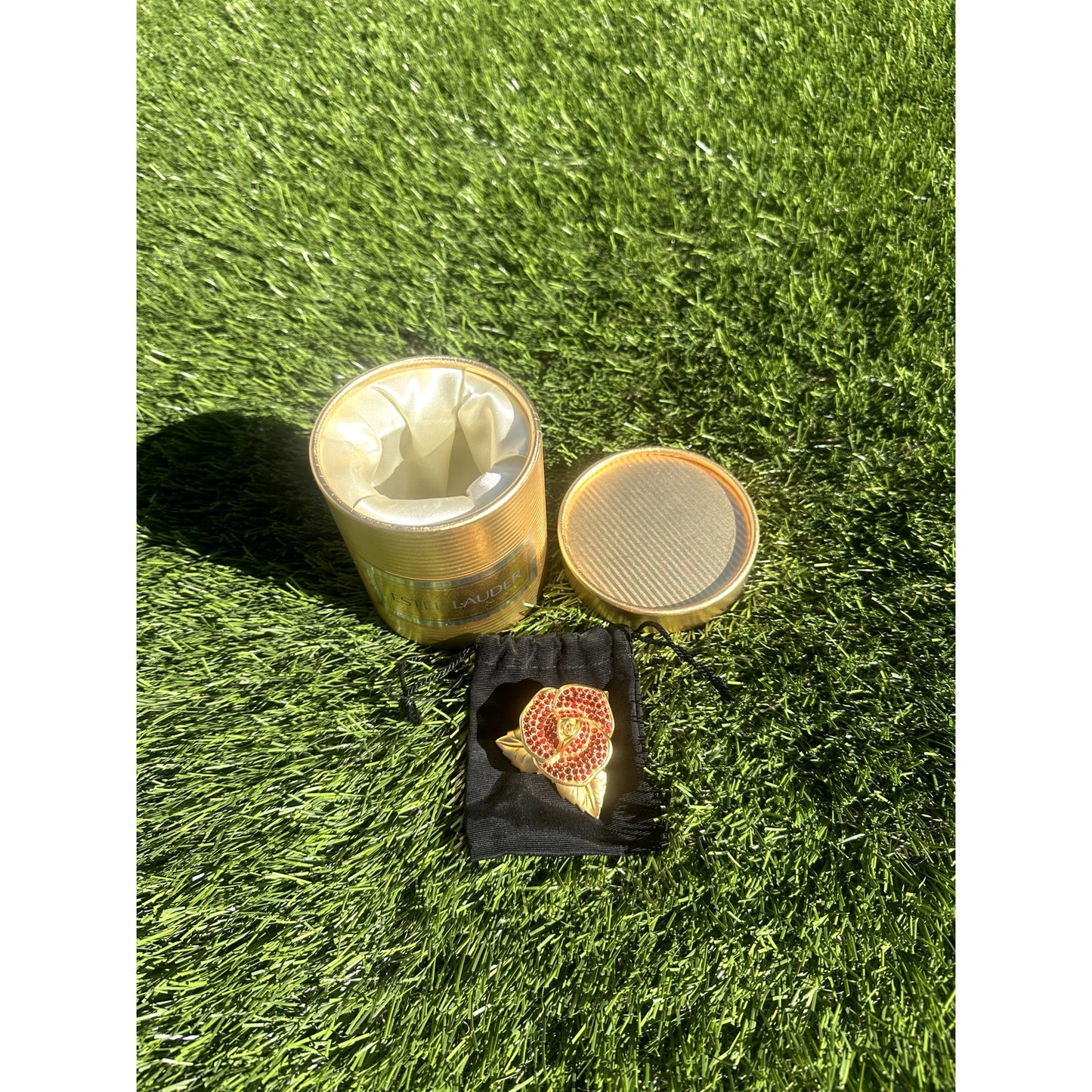 Estee Lauder 'Beautiful Red Rose' Solid Perfume Compact