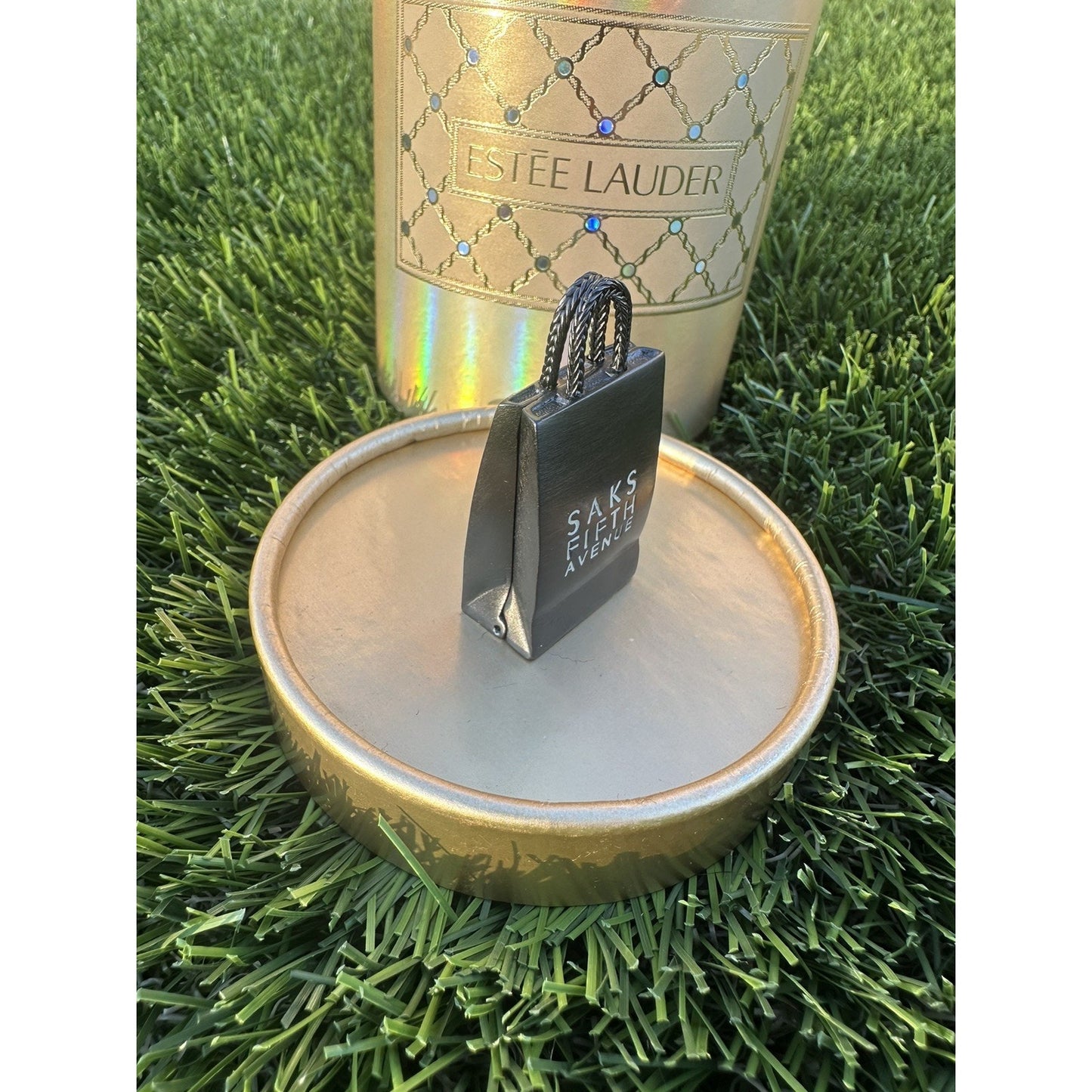 ⭐️Estee Lauder Saks Fifth Avenue Shopping Bag Perfume Solid⭐️