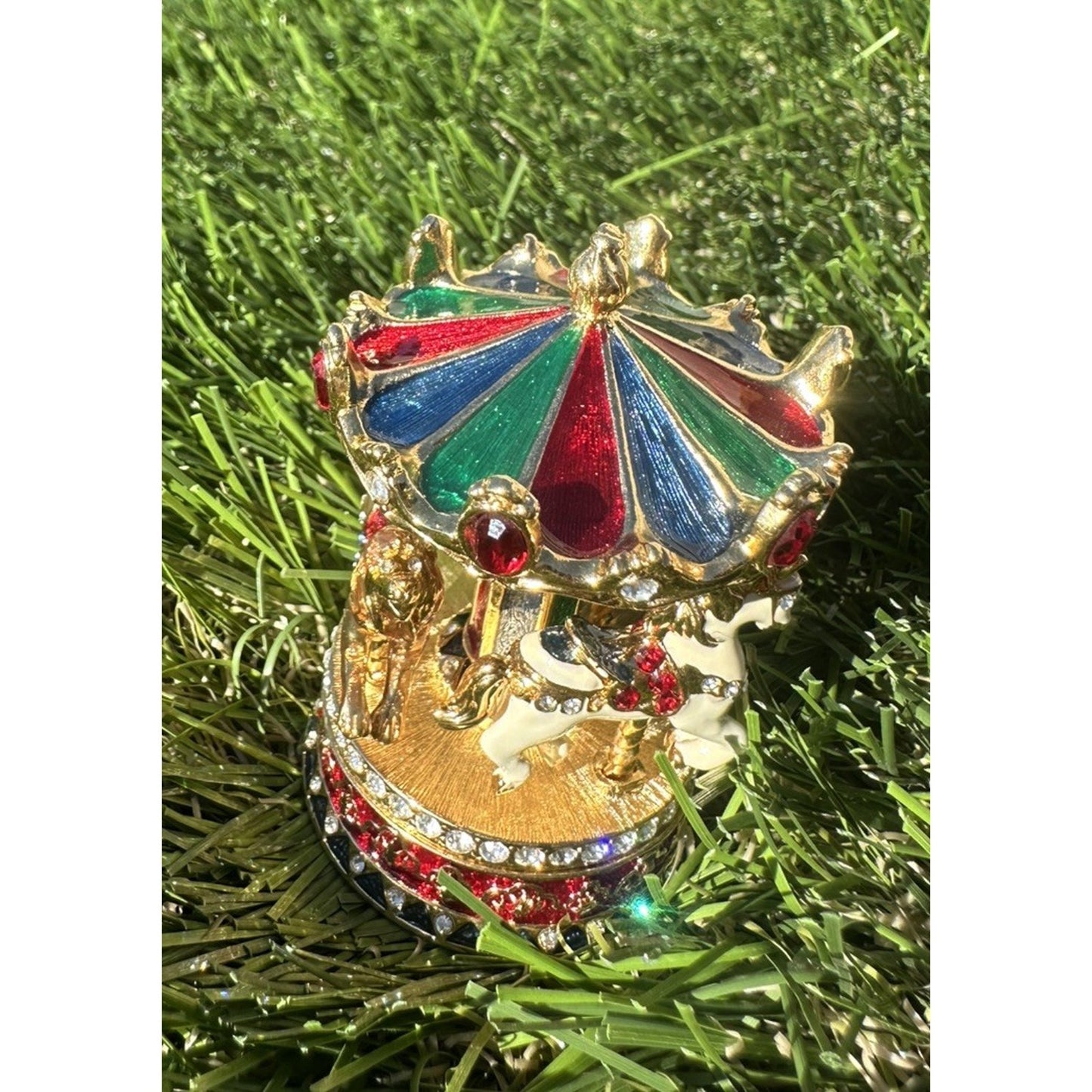 Estee Lauder 'Beautiful Carousel' Solid Perfume Compact