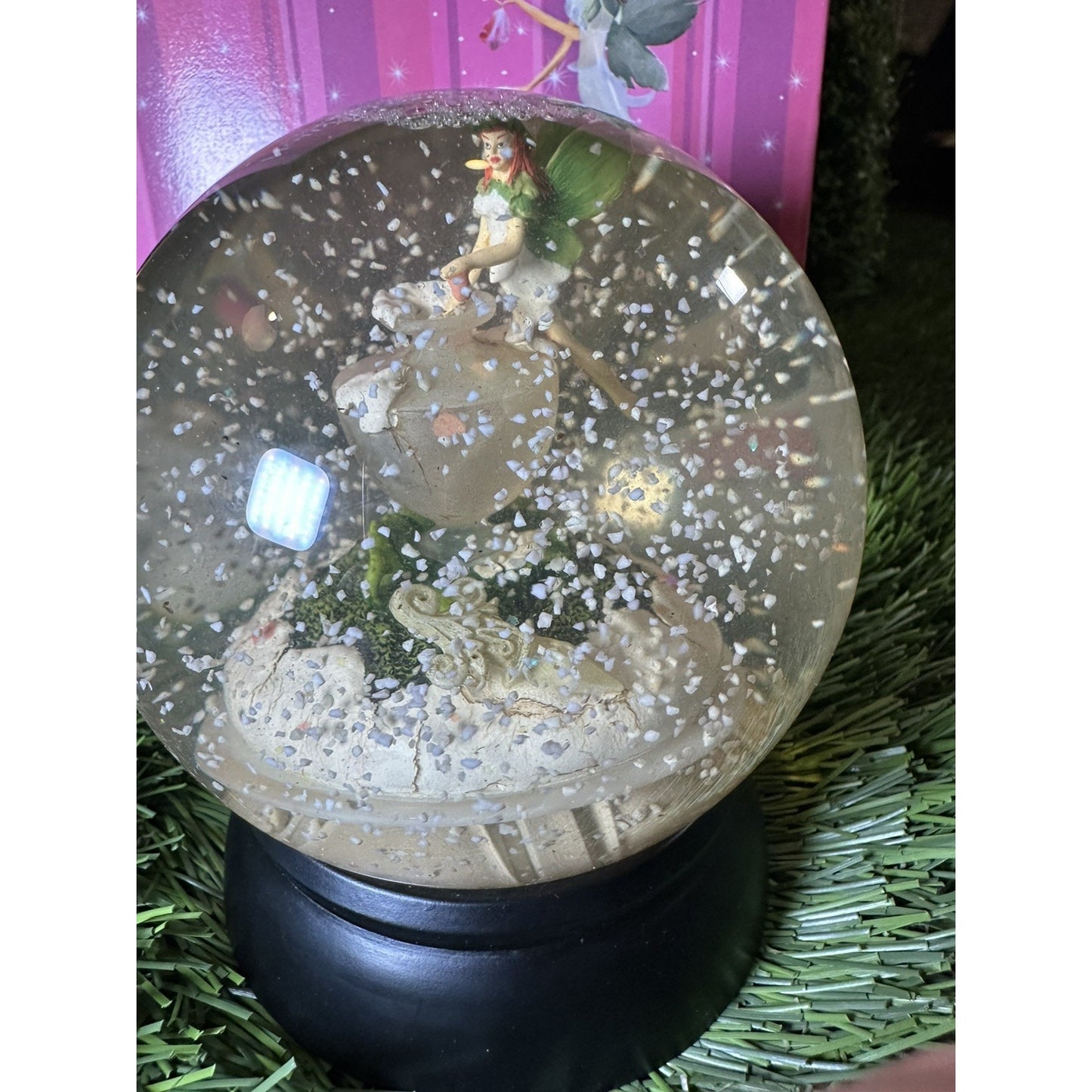Vintage Nordstrom Exclusive Holiday 2002 Holly Frost Enchanted Beauty Snow Globe