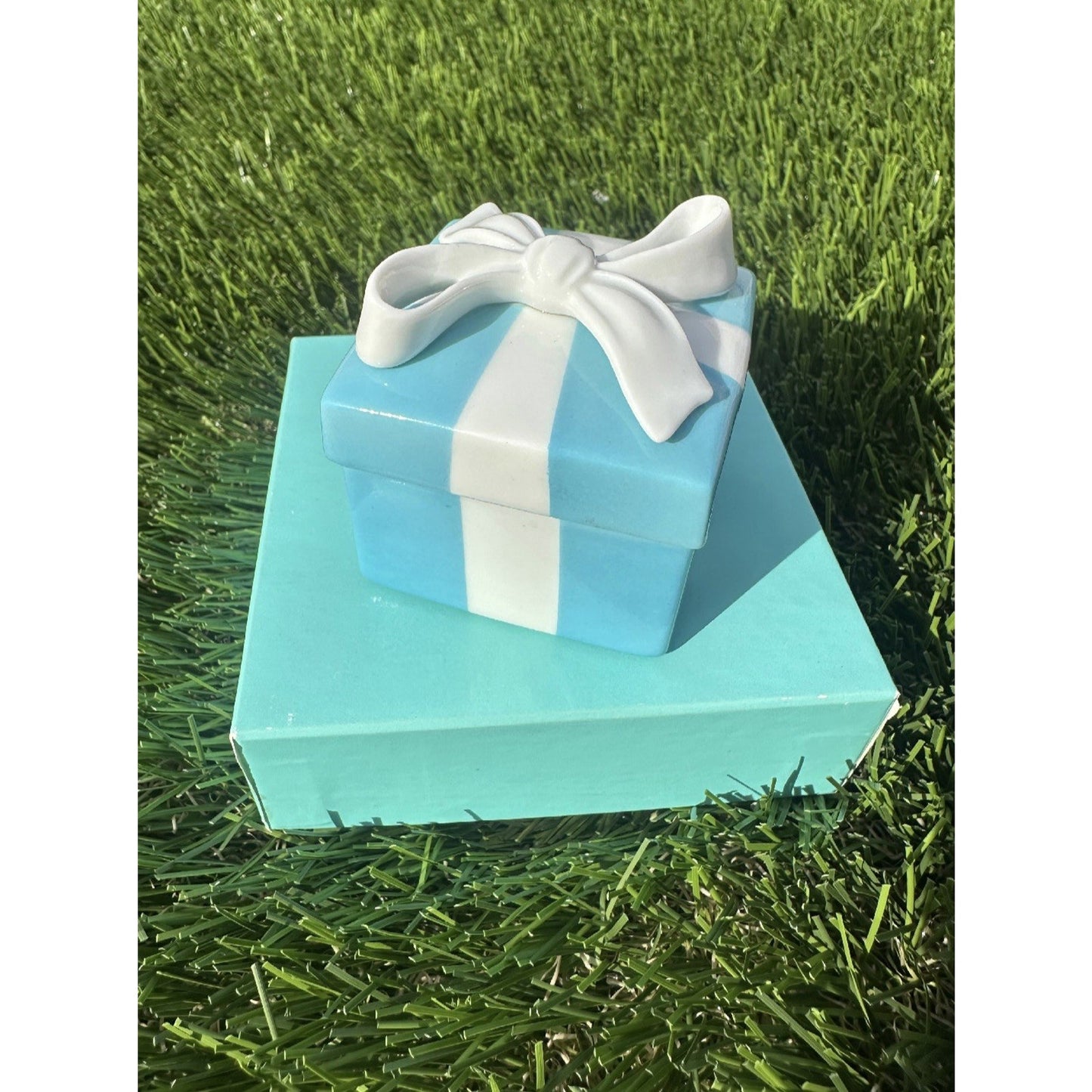 2" Small Tiffany Blue Gift Box White Porcelain Bone China Trinket Jewelry