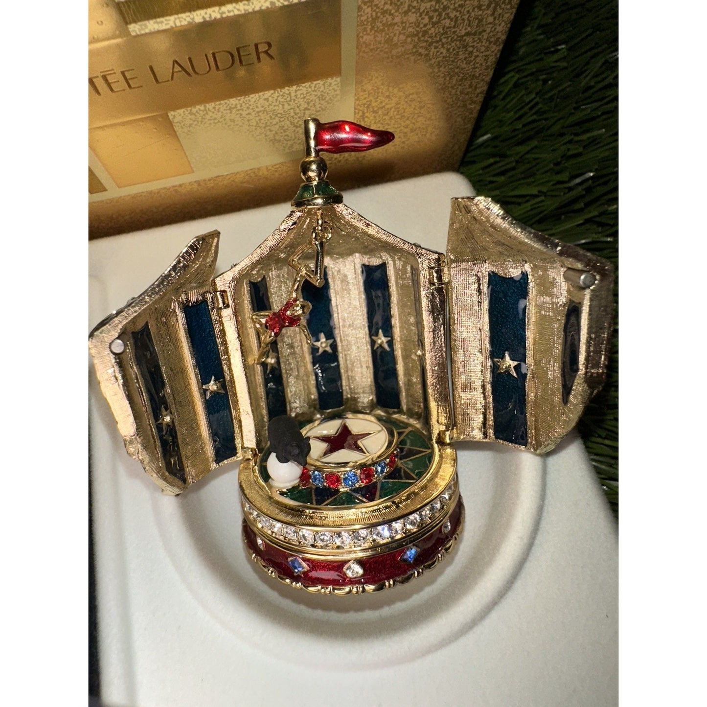 Estée Lauder Beautiful Circus Tent Solid Perfume Compact 2001 w/ Box