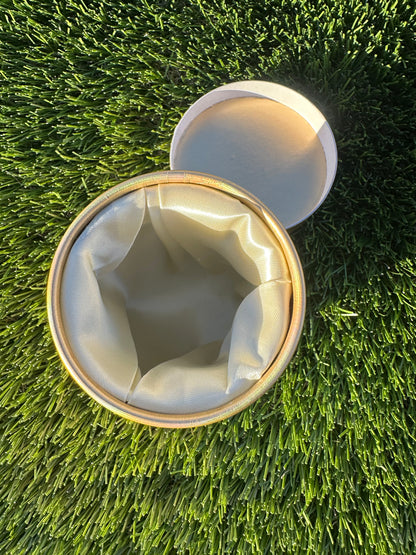 Estée Lauder sparkling Polar Bear Solid Perfume Compact Trinket