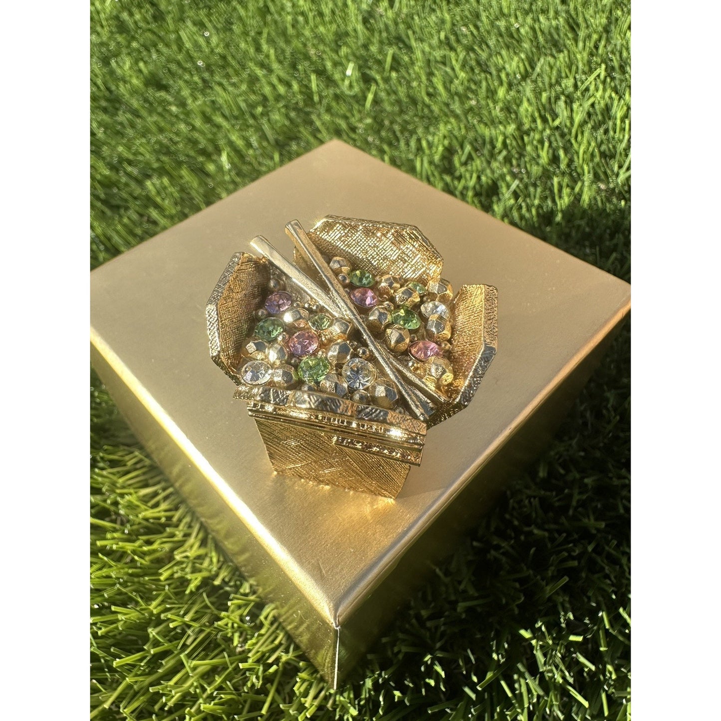 ⭐️2009 Estee Lauder PLEASURES "GLIMMERING TAKE OUT" Solid Perfume Compact⭐️