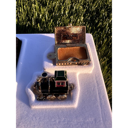 ⭐️Estée Lauder “Locomotive” Solid Perfume Compact⭐️