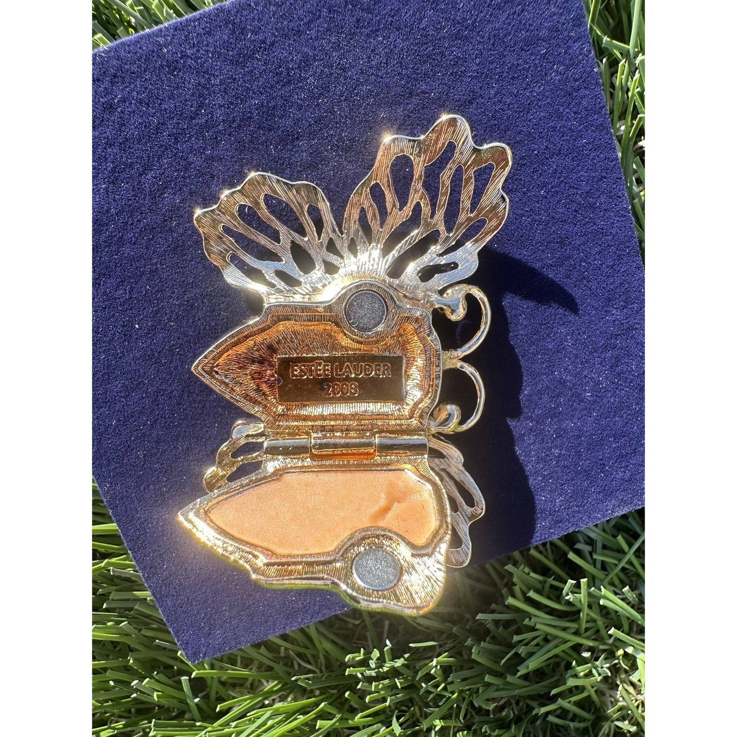 ⭐️Estee Lauder 'Delicate Butterfly' Solid Perfume Compact⭐️