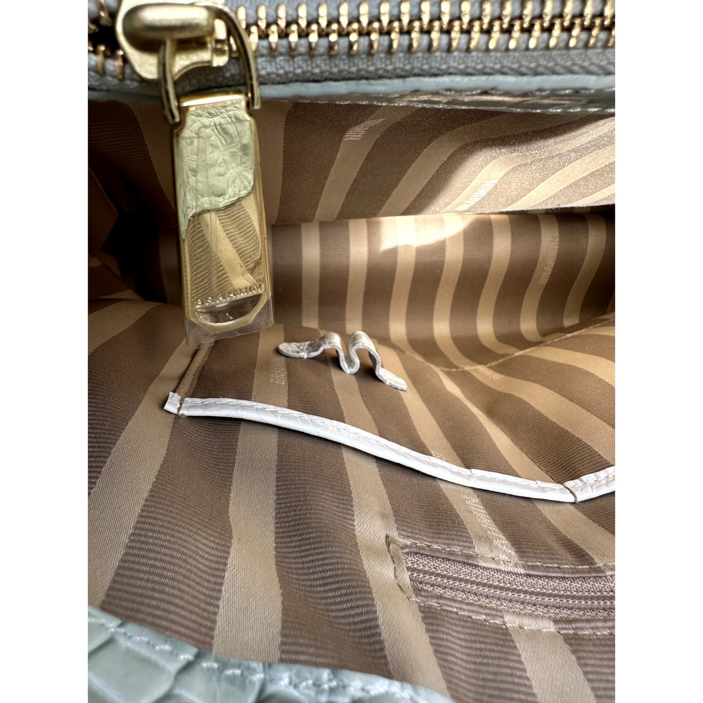 Pristine & Authentic Brahmin Medium Asher Tote – Sea Glass Tri-Texture