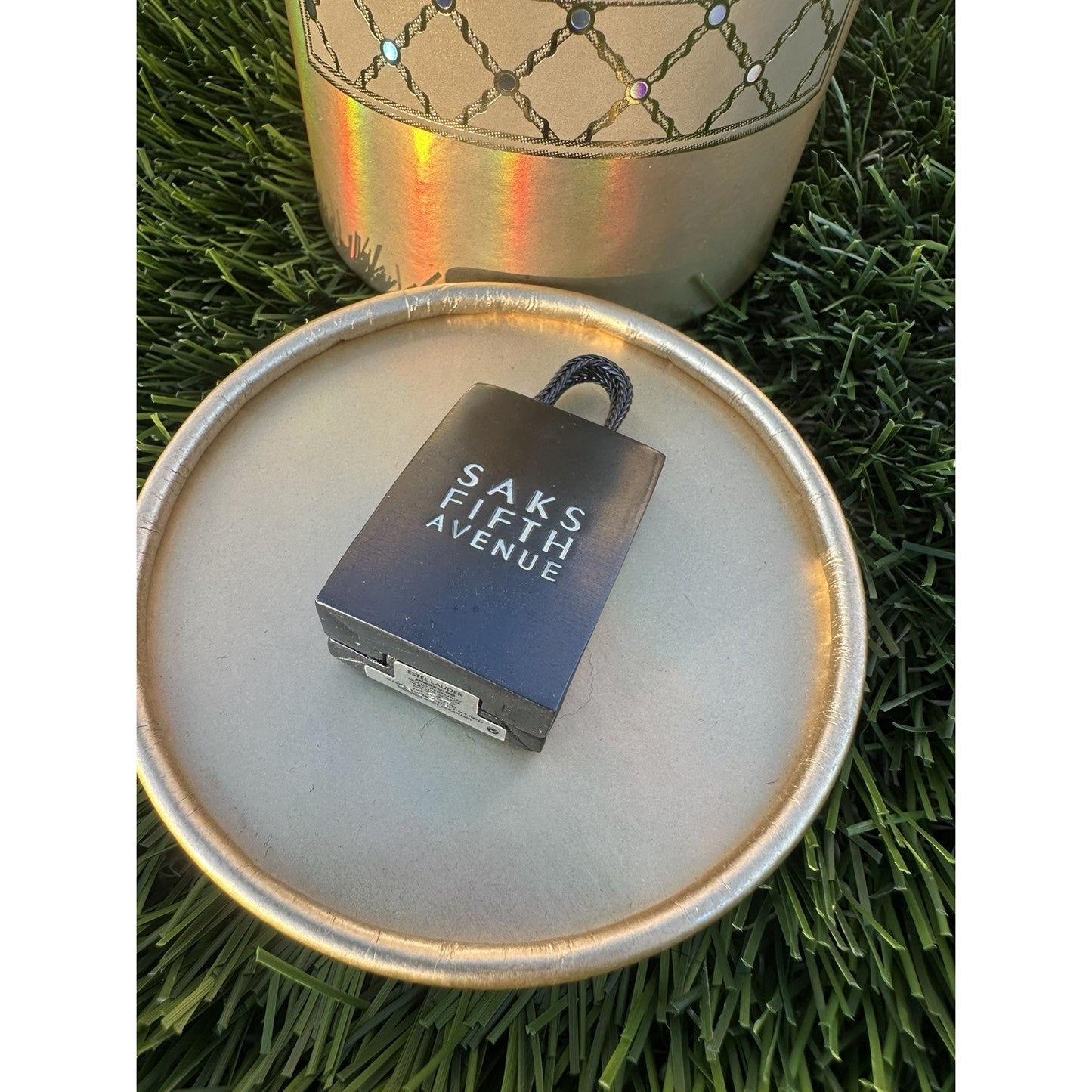 ⭐️Estee Lauder Saks Fifth Avenue Shopping Bag Perfume Solid⭐️