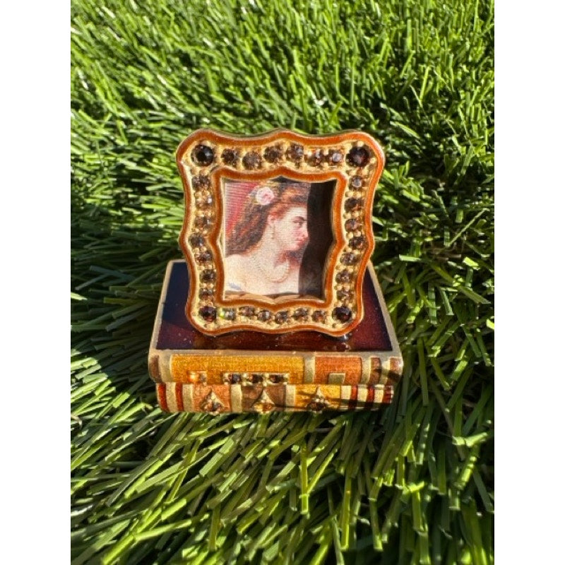 ESTEE LAUDER PERFUME COMPACT RARE 2002 ROMANTIC EDITION MIBB ~ BEAUTIFUL