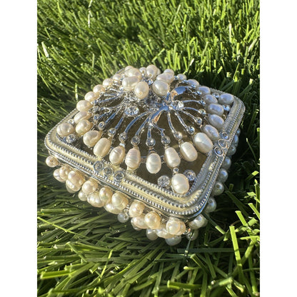 ⭐️Olivia Riegel Pearl Box⭐️