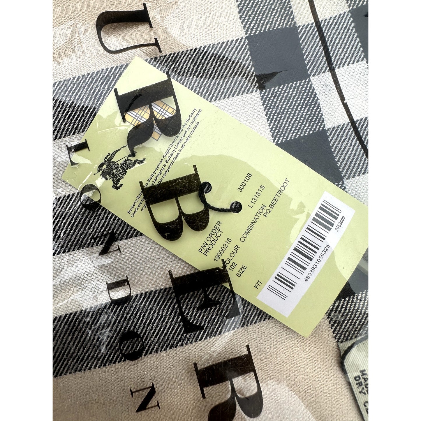 NWT Vintage Burberry London Cashmere Scarf - Unopened Deadstock - 102PQ Beetroot