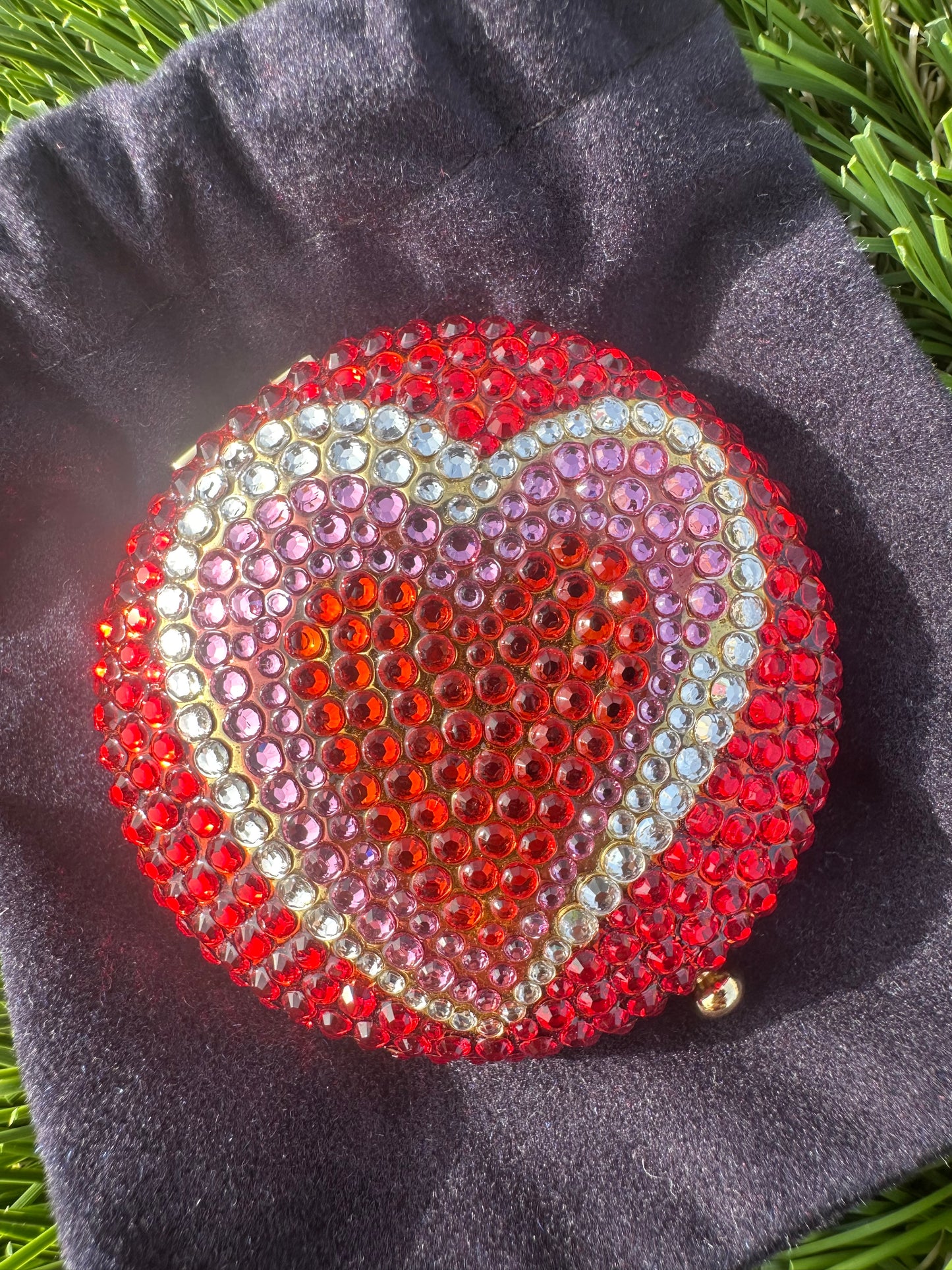 Estée Lauder Lucidity With Love Crystal Hearts Pressed Powder Compact 06 Transparent