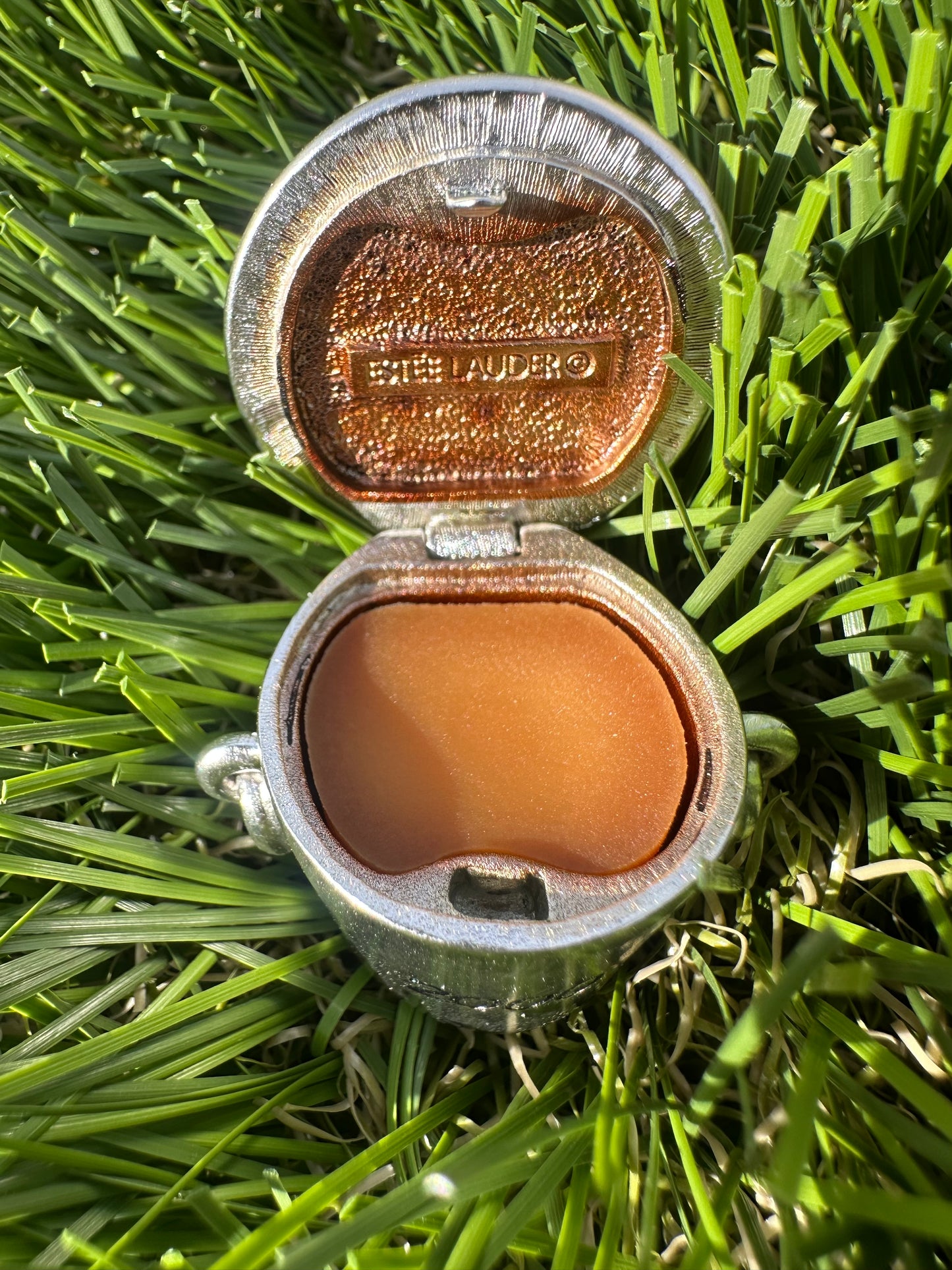 Estée Lauder New Year’s 2000 Champagne Compact perfume Trinket