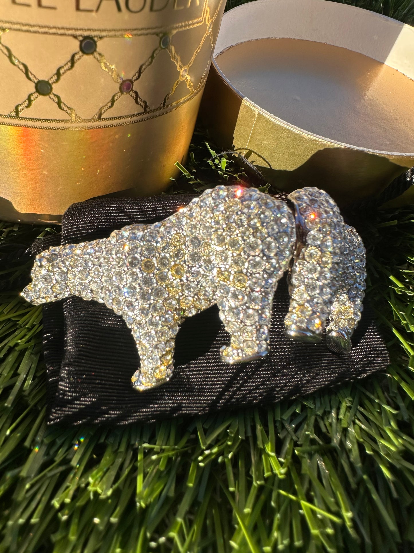 Estée Lauder sparkling Polar Bear Solid Perfume Compact Trinket