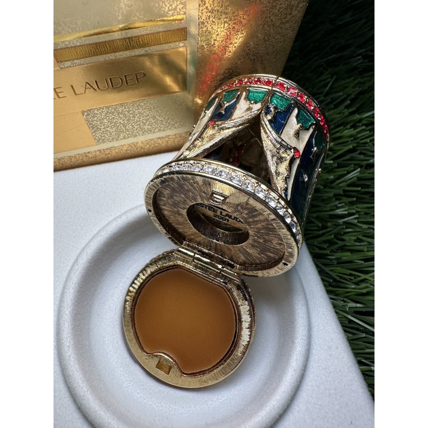 Estée Lauder Beautiful Circus Tent Solid Perfume Compact 2001 w/ Box