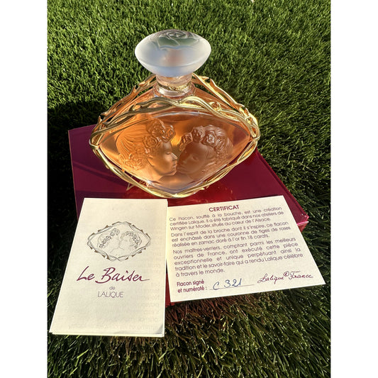 Lalique Ltd. Edition 1999 Perfume Bottle “Le Baiser” 3.3 Oz. MINT & Unopened