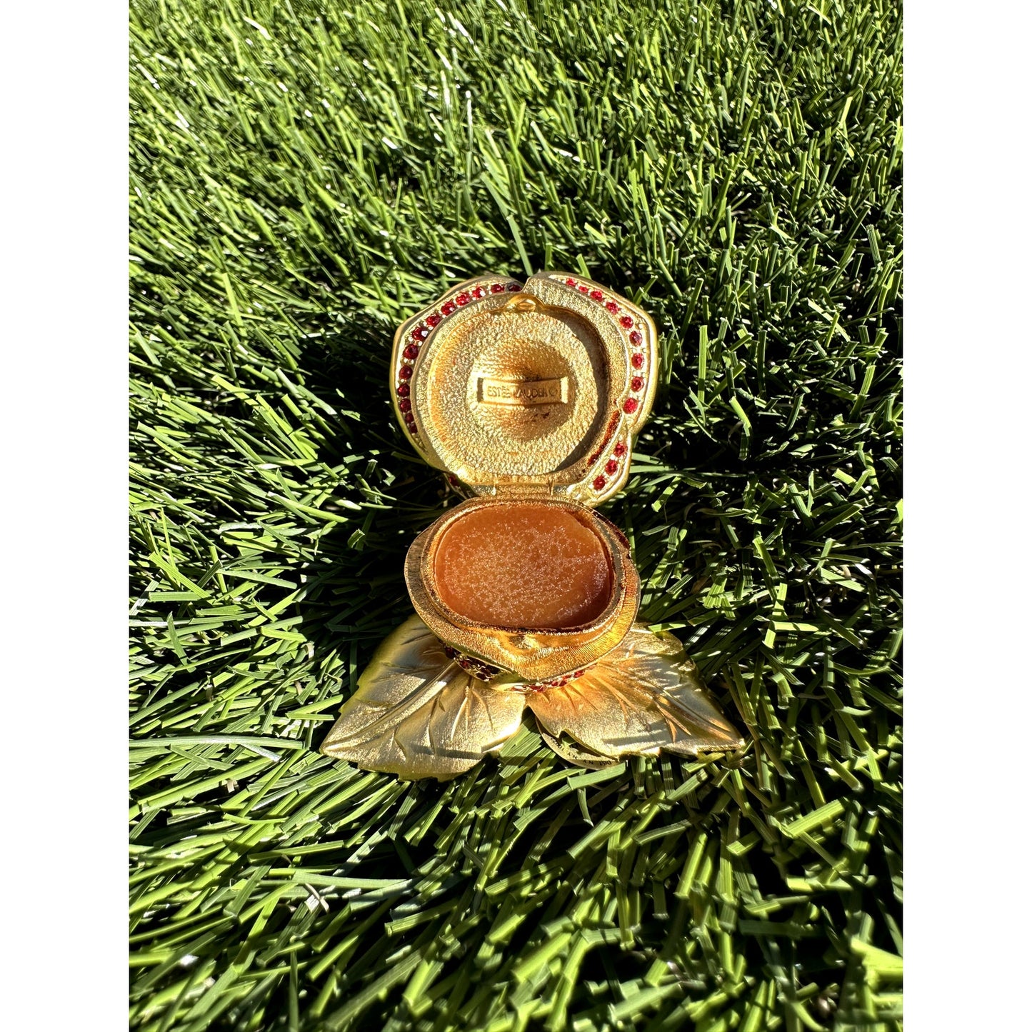 Estee Lauder 'Beautiful Red Rose' Solid Perfume Compact