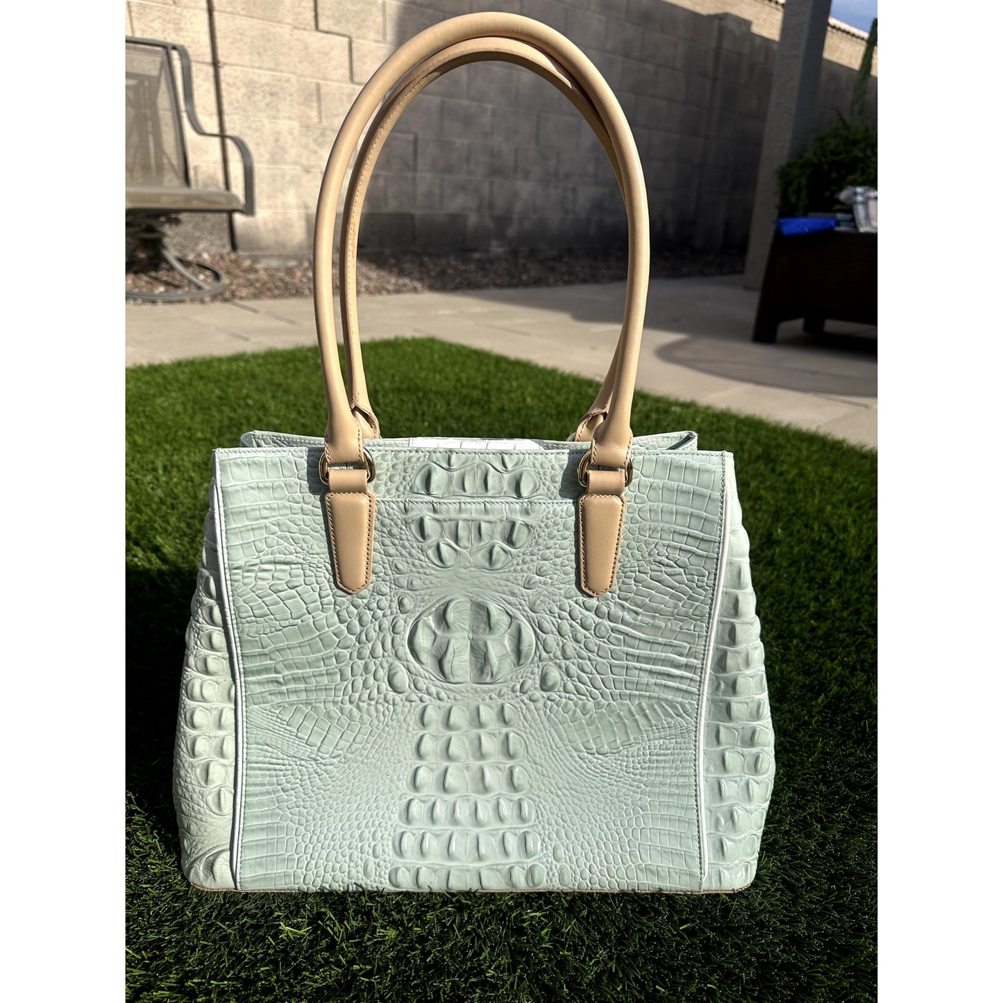 Pristine & Authentic Brahmin Medium Asher Tote – Sea Glass Tri-Texture