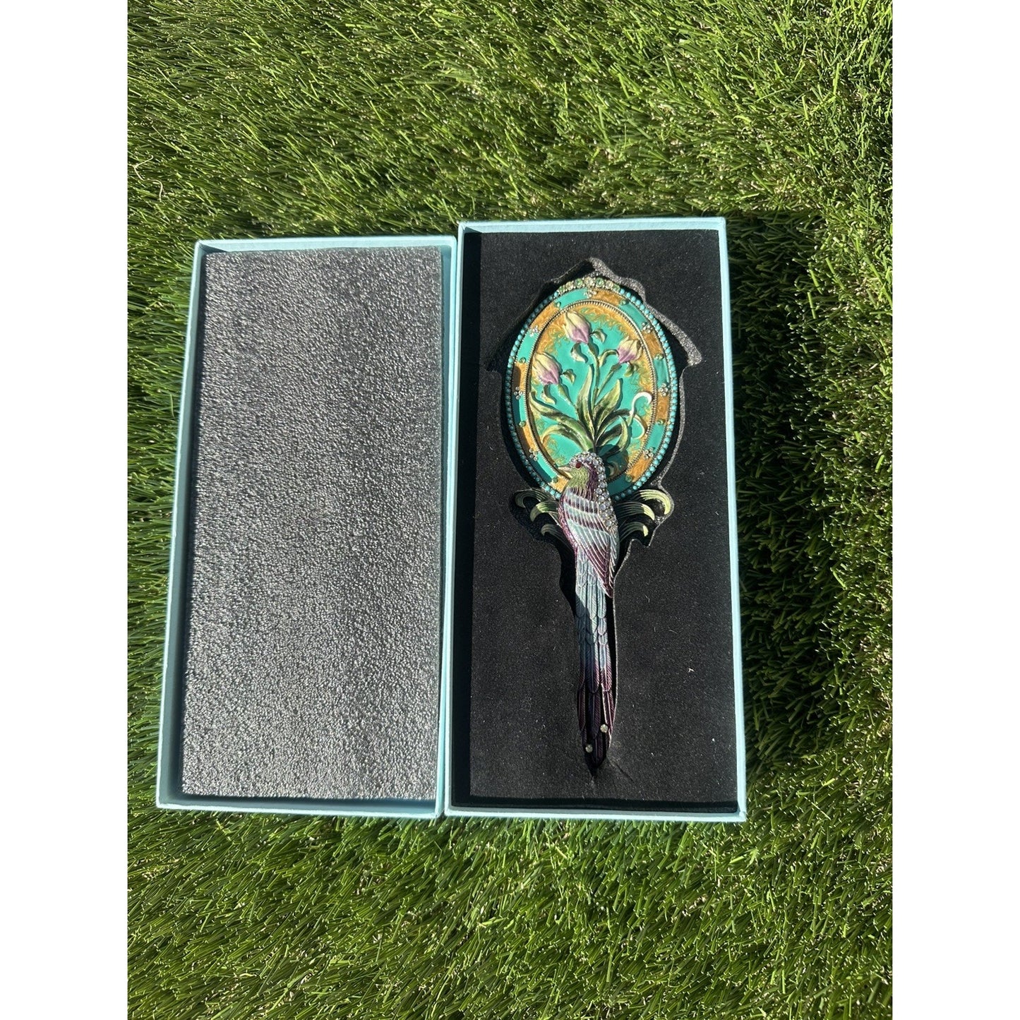 ⭐️ Two's Company Mandalay Austrian Crystal Hand Mirror⭐️
