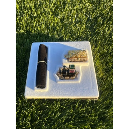 Estée Lauder Beautiful "LOCOMOTIVE COMPACT" Compact solid Perfume BNIB