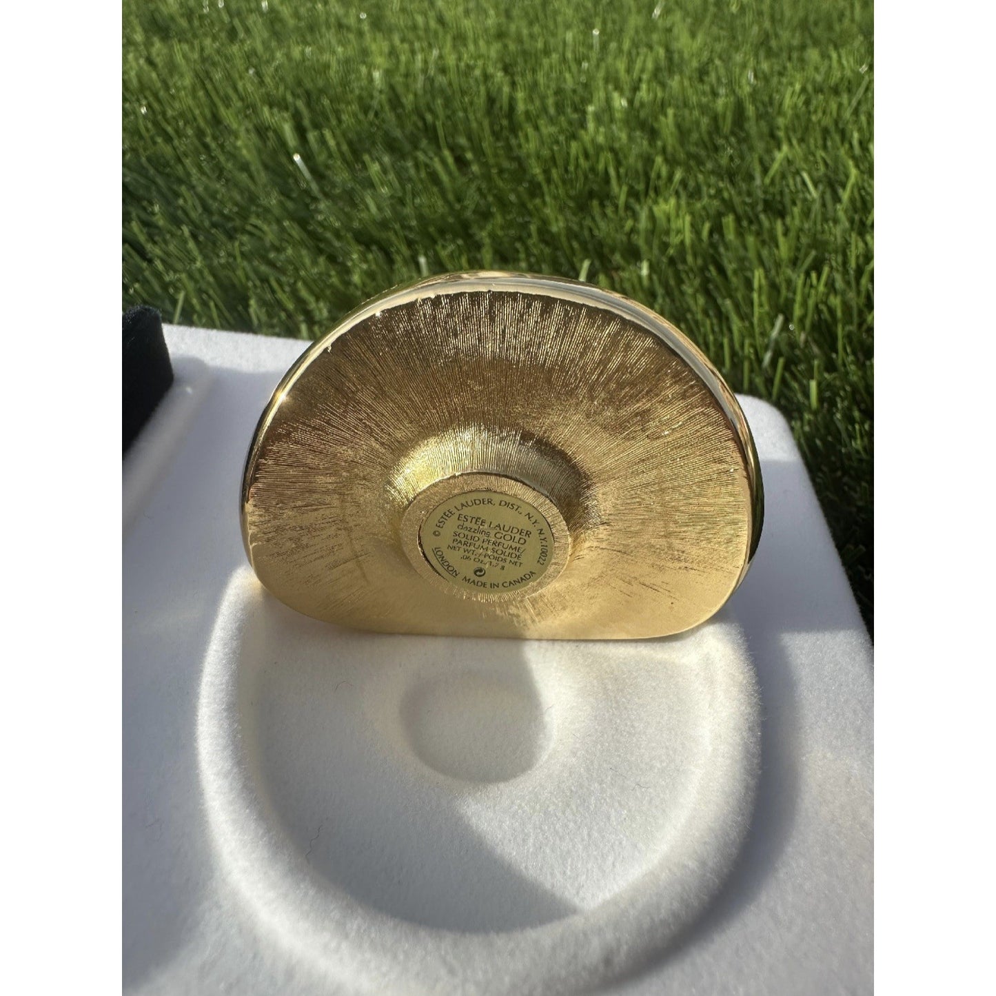 Estee Lauder 'Cowboy Hat' Gold Solid Perfume Compact
