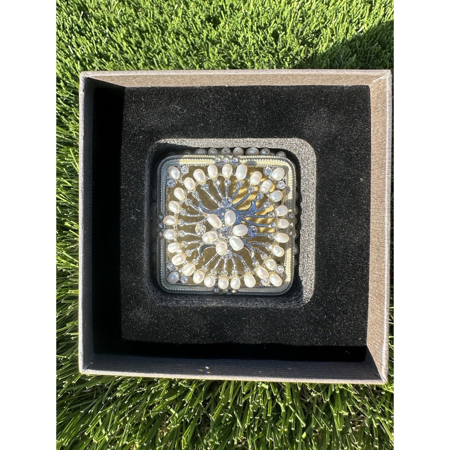 ⭐️Olivia Riegel Pearl Box⭐️