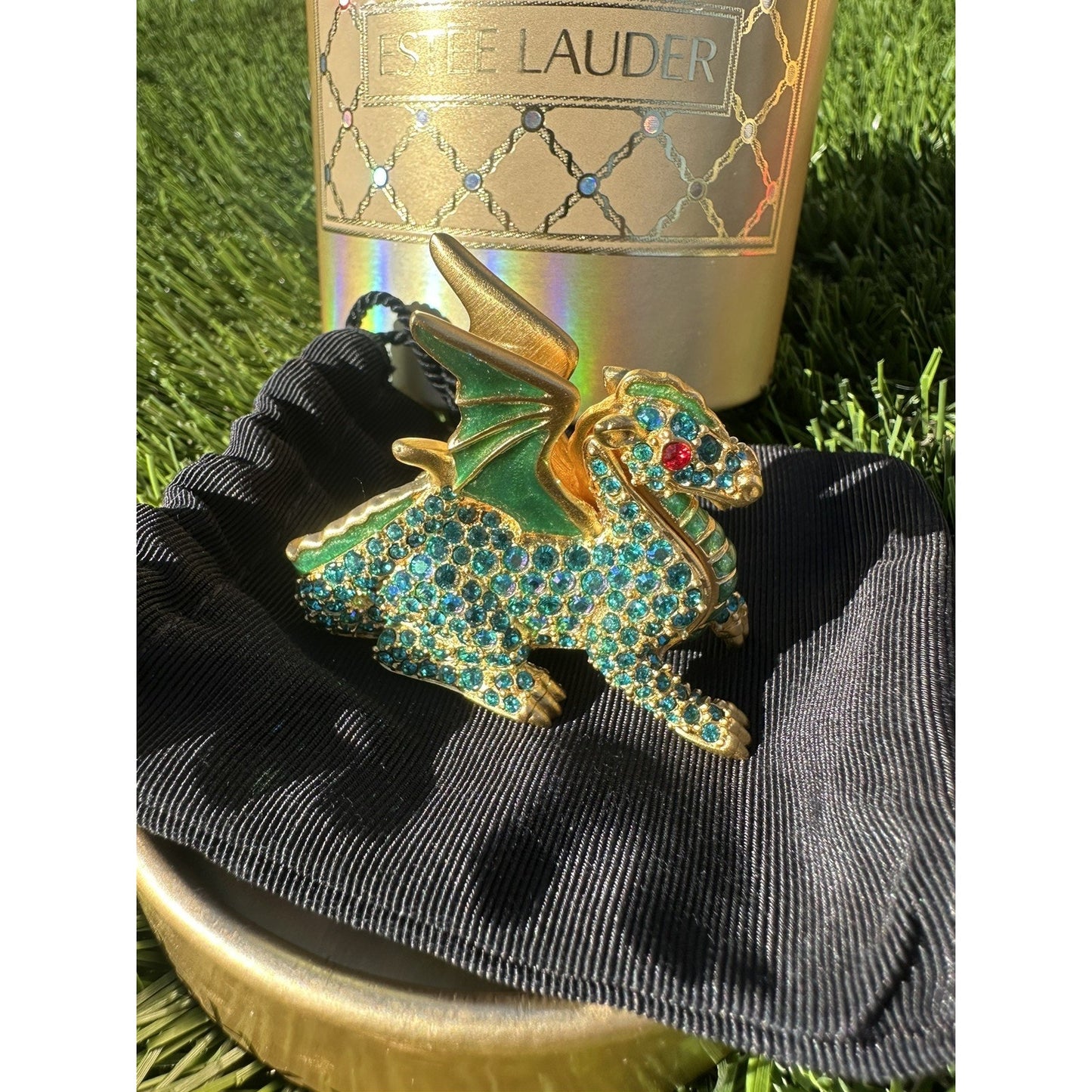 ⭐️Estee Lauder "Magic Dragon" MIB Solid Perfume Compact⭐️