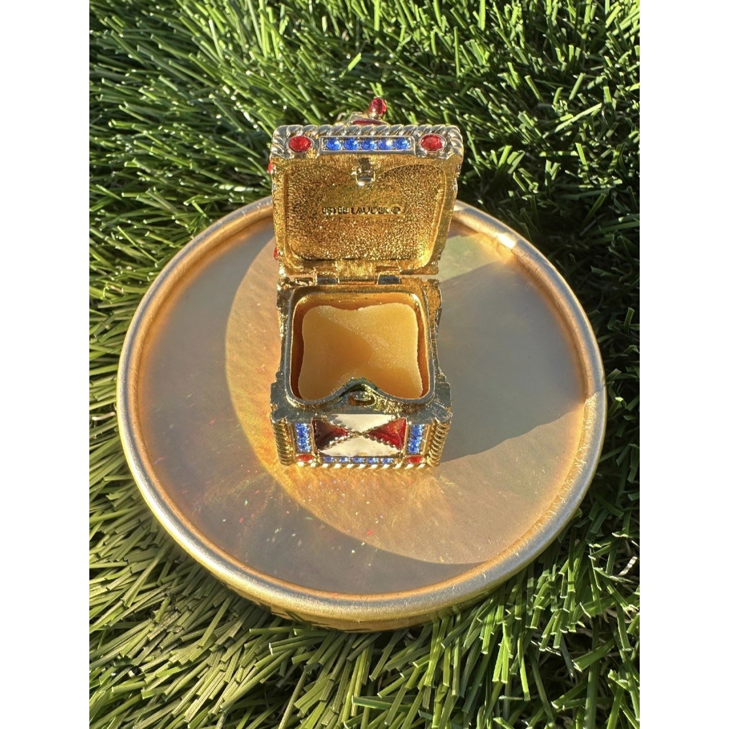 ⭐️Estee Lauder 1999 Jack in the Box Solid Perfume White Linen⭐️